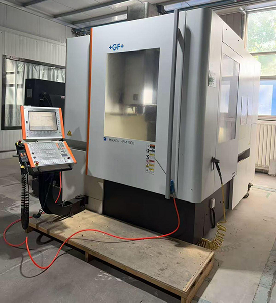 Mikron HEM 700U 5 axis machining centre