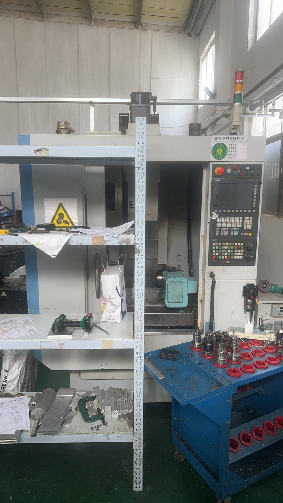 Tapping machine